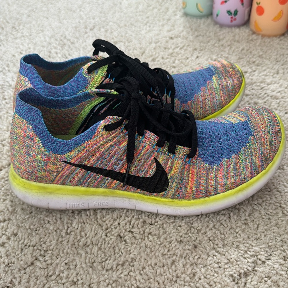 Multicolor Nike knit shoes. Size 8.5.